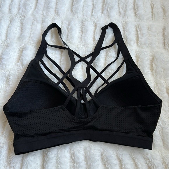 Victoria’s Secret Sport Bra - Picture 4 of 4